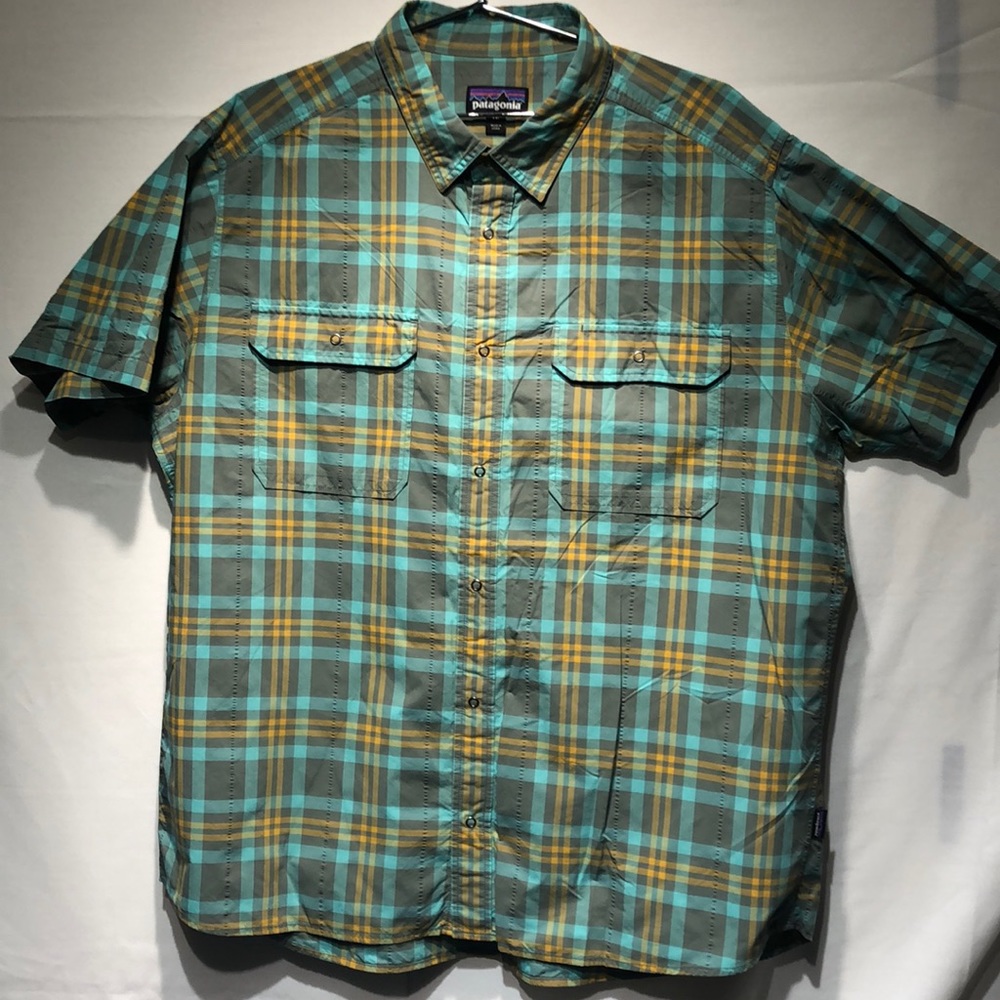 Patagonia light weight shirt